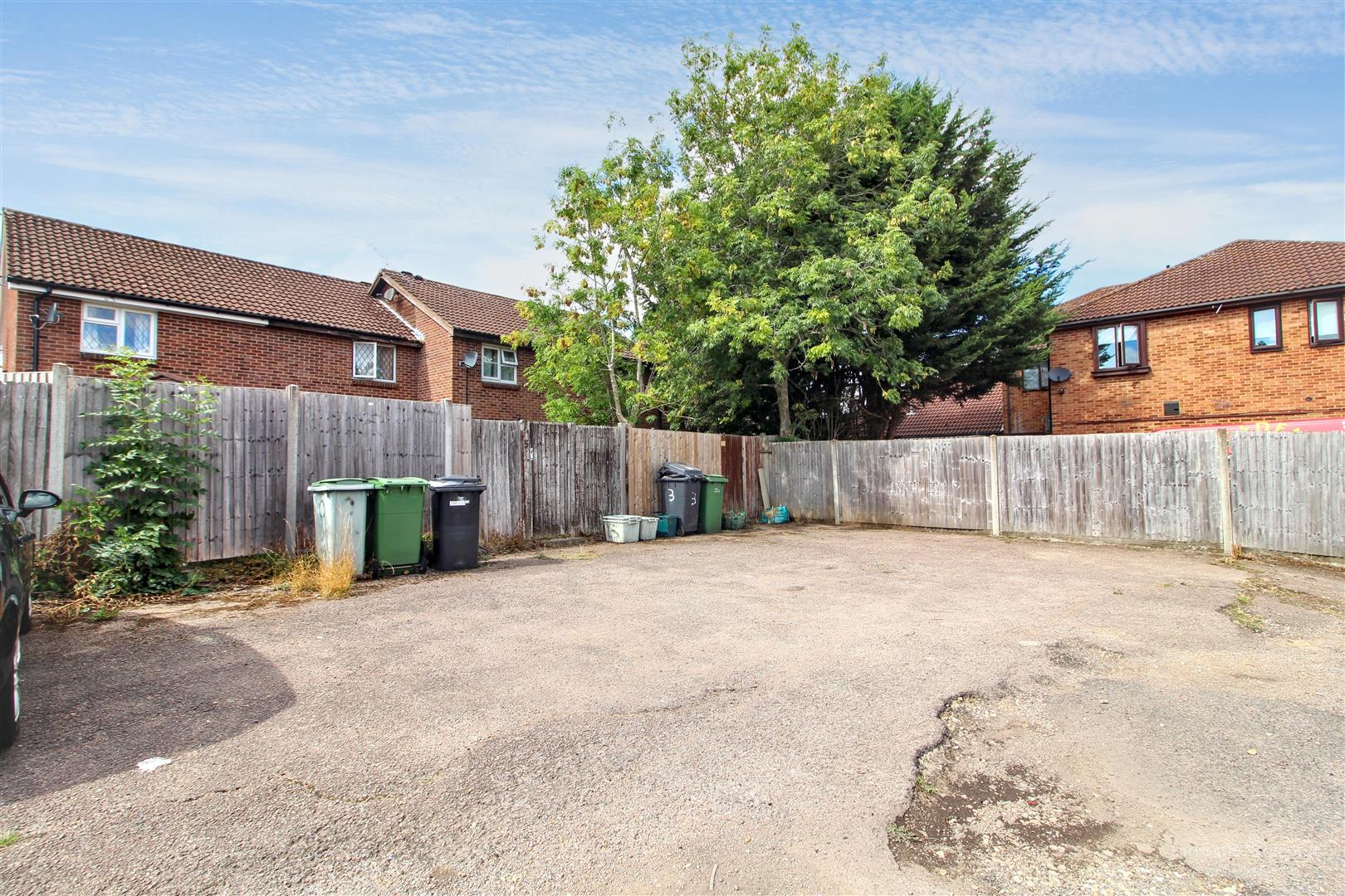 Talbot Way, Tilehurst, Reading